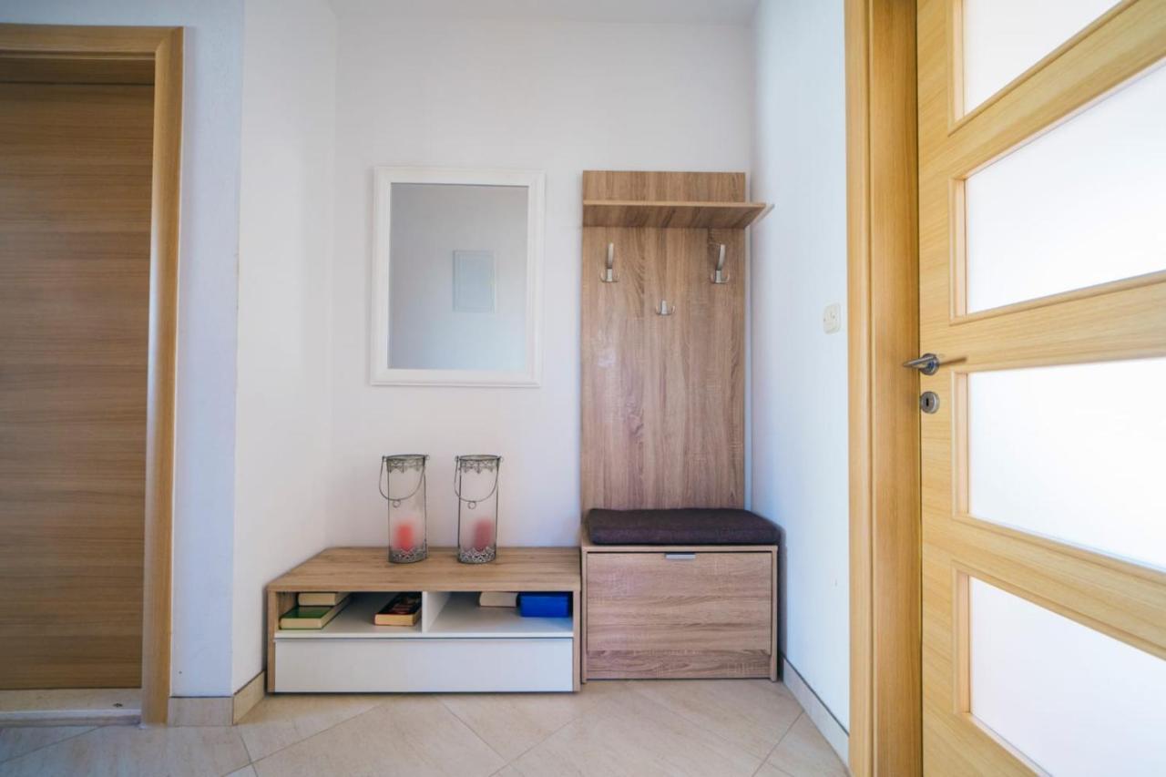 Lucante Apartment